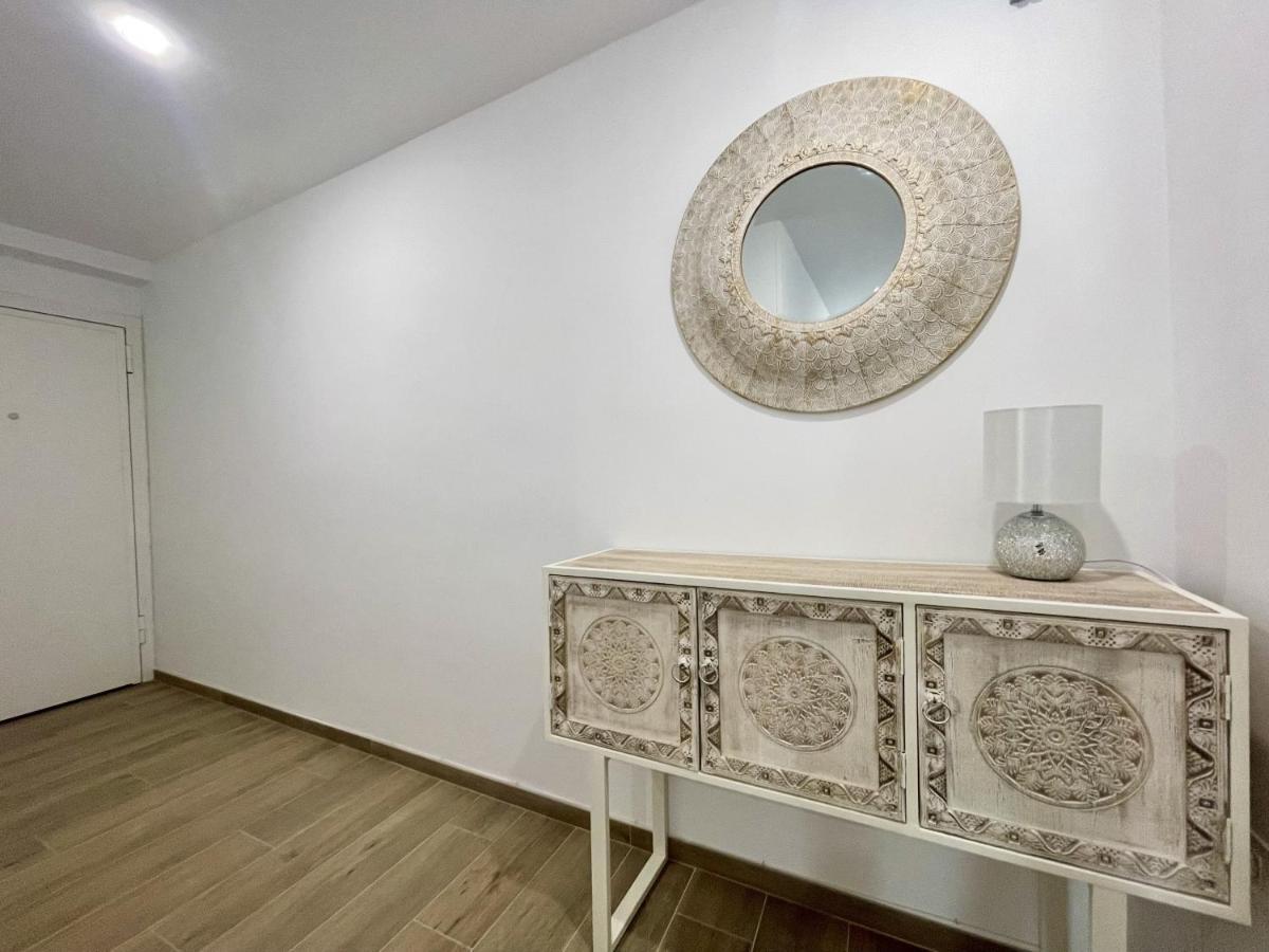 Apartamento Deluxe Center Benidorm Exterior foto